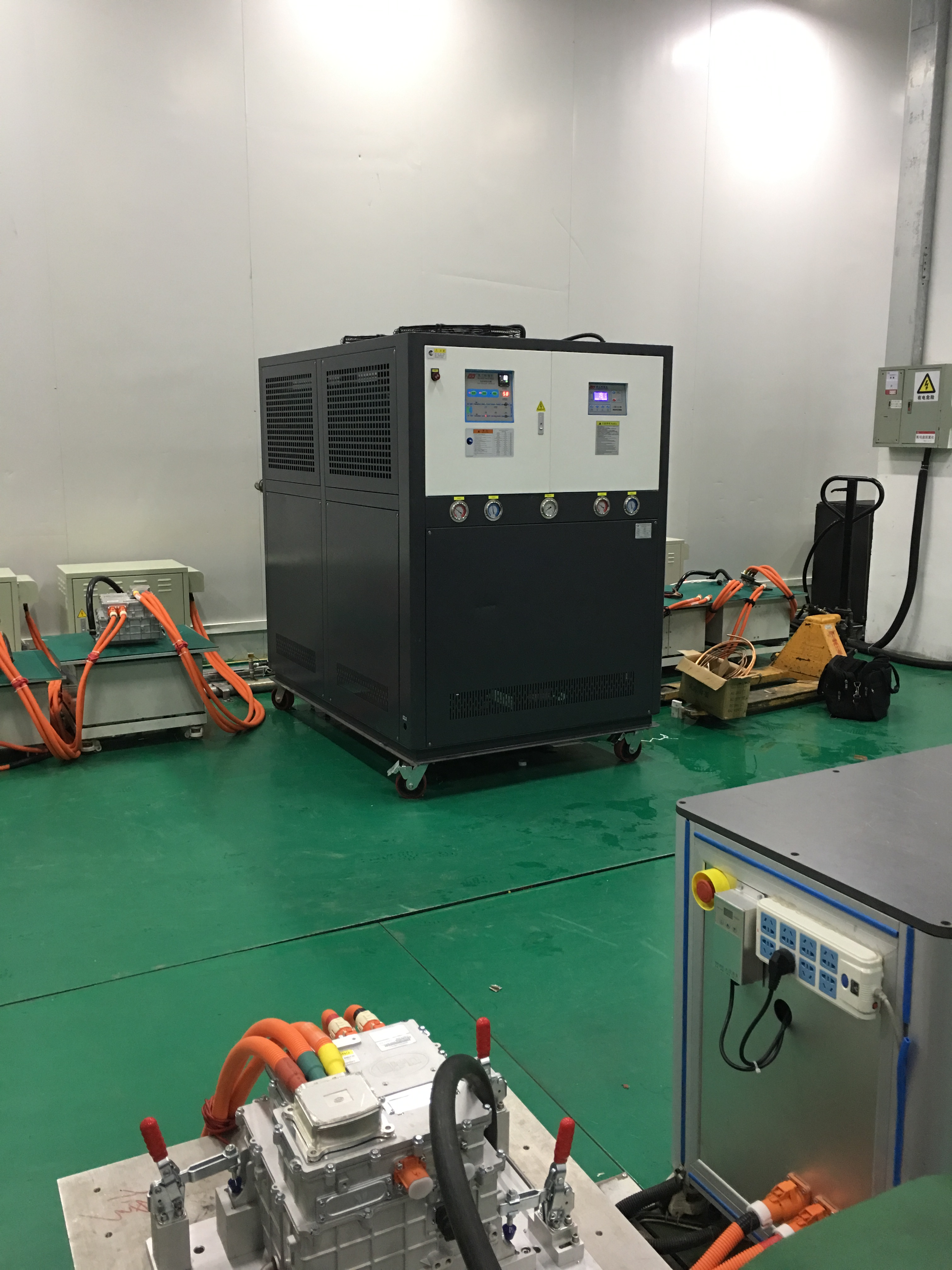 新能源汽車高低溫一體機(jī) 新能源汽車高低溫一體機(jī)